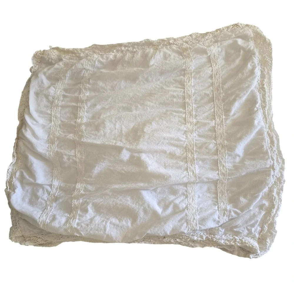Laura Ashley 2 Standard Pillow Shams White Cotton Lace Shabby Chic Cottagecore